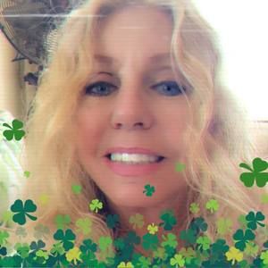 Meet your Posher, Michele